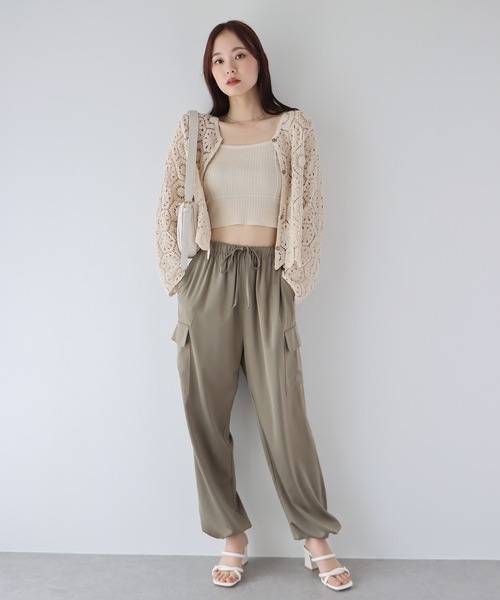 BLUEEAST（ブルーイースト）の「ラインクロスヒールサンダル（サンダル・レディース・アイボリー/ブラック・MEDIUM/LARGE）」の13枚目の写真