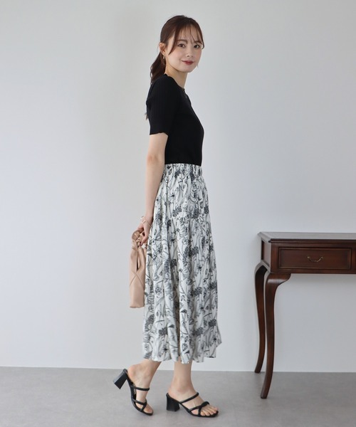 BLUEEAST（ブルーイースト）の「ラインクロスヒールサンダル（サンダル・レディース・アイボリー/ブラック・MEDIUM/LARGE）」の21枚目の写真