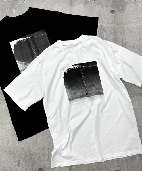 LVEU.（ラブユ.）の「【LVEU.】オーシャンプリントオーバーTシャツ / トップス Tシャツ 半袖 オーバー プリント グラフィック ブラック ホワイト（Tシャツ/カットソー・レディース・ホワイト/ブラック・FREE）」の12枚目の写真