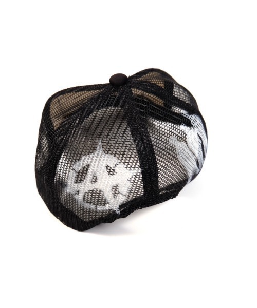 Never mind the XU / Chikashitsu+（ネバーマインド ザ エックスユー / チカシツプラス）の「【RESURRECTION13/リザラクション】mesh-cap / グランジ メッシュキャップ（キャップ・メンズ・ブラック/レッド・ONE SIZE）」の5枚目の写真