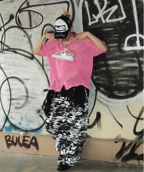 Never mind the XU / Chikashitsu+（ネバーマインド ザ エックスユー / チカシツプラス）の「【RESURRECTION13/リザラクション】mesh-cap / グランジ メッシュキャップ（キャップ・メンズ・ブラック/レッド・ONE SIZE）」の15枚目の写真