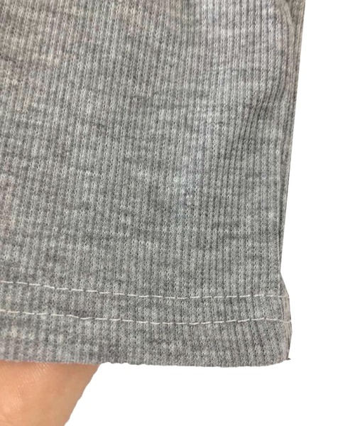 Amulet(アミュレット)の「ダブルジップ半袖トップス(Tシャツ/カットソー・レディース・ホワイト/ブラック/グレー・M/L)」の18枚目の写真