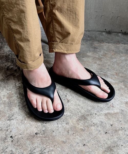 FUNALIVE(ファンアライブ)の「THONG SANDAL トングサンダル(サンダル・メンズ・ブラック・24cm/27cm/26cm)」の4枚目の写真