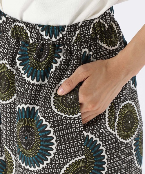moyan ecri モヤンエクリ 刺繍デザイン ルーズパンツ L moyan ecri パンツ 「moyan ecri」アフリカ生地使用ショート