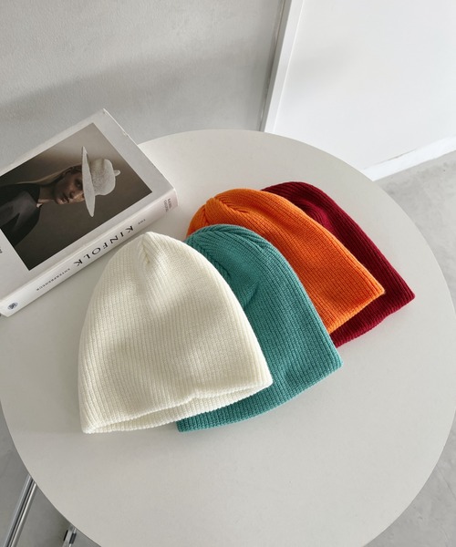 un+frame（アンフレーム）の「simple knit beanie／リブ編みカジュアルニットビーニー（ニットキャップ/ビーニー・レディース・ブルー/オレンジ/アイボリー/レッド/ブラウン/カーキ/ブラック/チャコールグレー・FREE）」の2枚目の写真