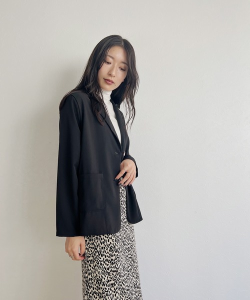 ISOOK(アイスー)の「【ISOOK / アイスー】ライトテーラードジャケット / ミドル丈 オケージョン ZOZOTOWN限定(テーラードジャケット・レディース・ブラック/ベージュ・FREE)」の8枚目の写真