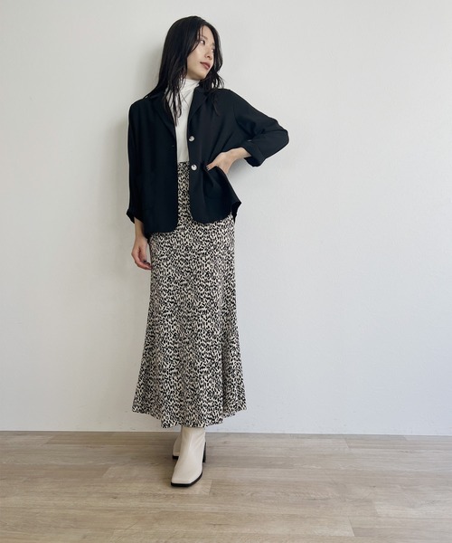 ISOOK(アイスー)の「【ISOOK / アイスー】ライトテーラードジャケット / ミドル丈 オケージョン ZOZOTOWN限定(テーラードジャケット・レディース・ブラック/ベージュ・FREE)」の17枚目の写真