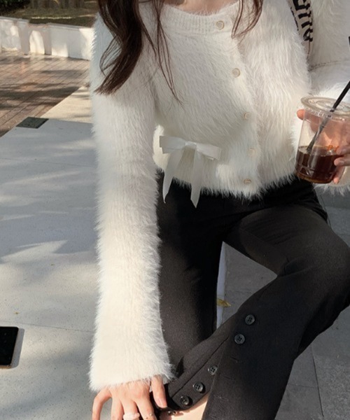 by muni:r（バイ ムニール）の「リボンアンゴラ風ニットカーディガン（ニット/セーター・レディース・アイボリー/ブラック/グレー/ピンク・FREE）」の5枚目の写真