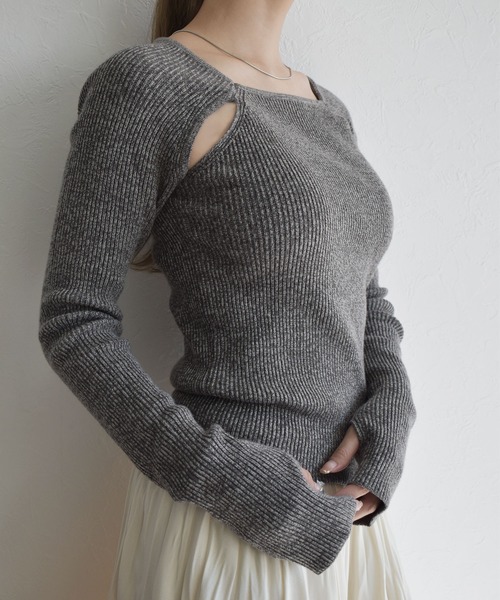 Reurie'(レウリィ)の「【ロングセラー/7色展開】スリットショルダーニット / ショルダーカット 肩開き オープンショルダー メランジニット チャコールグレー グレー ベージュ ピンク ミント ブルー ブラウン ネイビー プルオーバー スクエアネック 大人カジュアル きれいめ シンプル リブ オフィスカジュアル(ニット/セーター・レディース・ライトグレー/ベージュ/チャコールグレー/ピンク/ブラウン/ネイビー/ミント・FREE)」の14枚目の写真