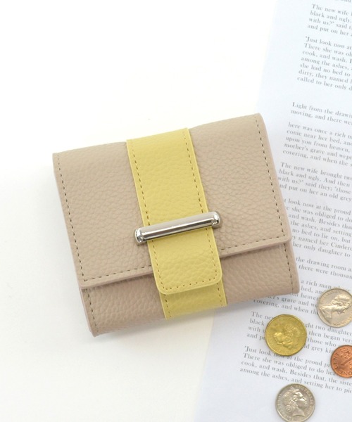 ALTROSE（アルトローズ）の「ボックスコイン 三つ折り財布 ミニ財布 ボックス型 ドリュー（財布・レディース・アイボリー系/ブラック/アイボリー/ベージュ系/シルバー・FREE）」の4枚目の写真