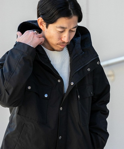 ITEMS URBANRESEARCH(アイテムズ アーバンリサーチ)の「中綿ライナー脱着マウンテンフーディージャケット(マウンテンパーカー・メンズ・ブラック/ベージュ/カーキ・LARGE/MEDIUM)」の15枚目の写真