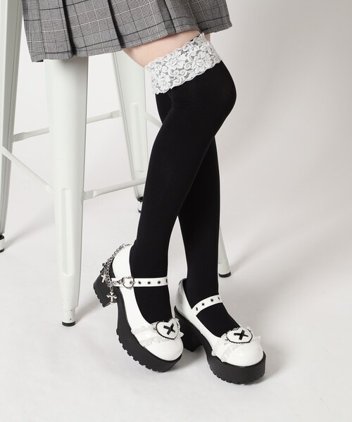 cs T&P（シーエスティーアンドピー）の「厚底ハートフリルストラップパンプス（パンプス・レディース・ホワイト系2/ブラック系1・S/M/L/LL）」の18枚目の写真
