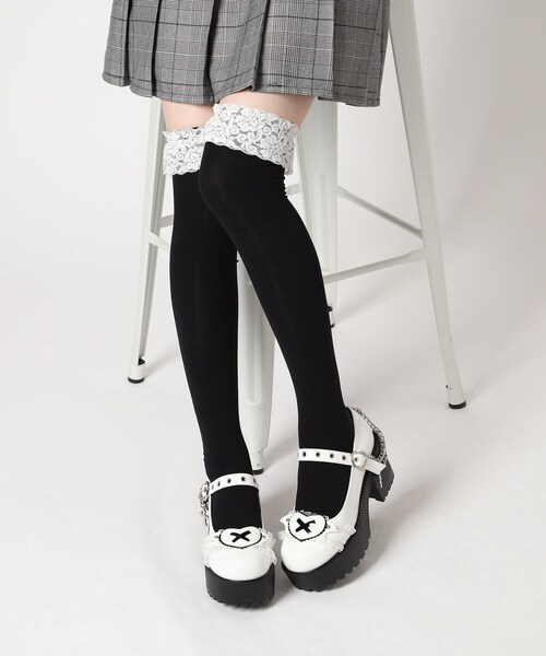 cs T&P（シーエスティーアンドピー）の「厚底ハートフリルストラップパンプス（パンプス・レディース・ホワイト系2/ブラック系1・S/M/L/LL）」の19枚目の写真