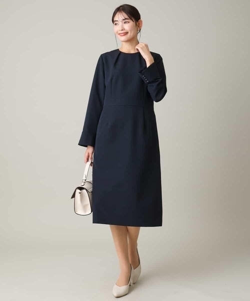 a.v.v（アーヴェヴェ）の「【洗える/イージーケア】ダブルクロスIラインワンピース（ワンピース・レディース・ライトグレー/ネイビー・36/38/40）」の18枚目の写真