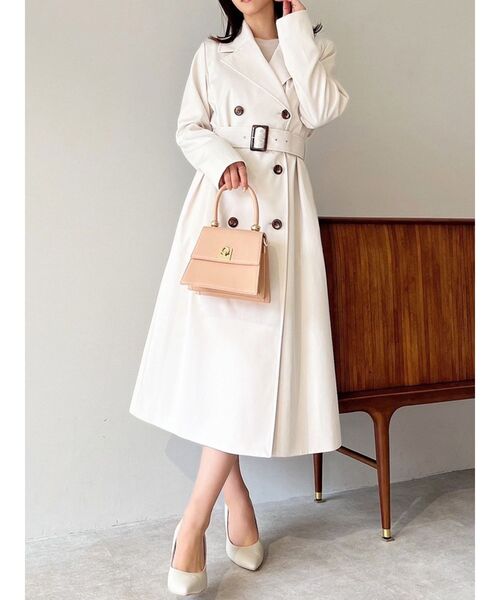 RESEXXY（リゼクシー）の「カラーシンプルトレンチコート（トレンチコート・レディース・ブルー/ブラック/アイボリー/イエロー・FREE）」の2枚目の写真