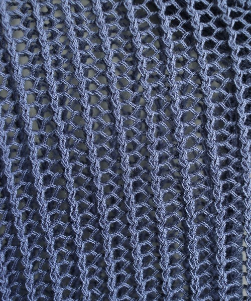 cheriella(シェリエラ)の「【cheriella】前後2WAYスリットメッシュニット 2-WAY SLIT MESH KNIT(ニット/セーター・レディース・ブラック/アイボリー/ブルー・M)」の16枚目の写真