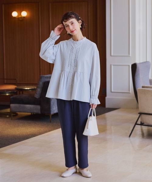 studio CLIP（スタディオクリップ）の「【みんなのリクエストブラウス】柔らか華やぎブラウス（ビジネスシャツ・レディース・オフホワイト/ブルー/ブラック・FREE）」の6枚目の写真