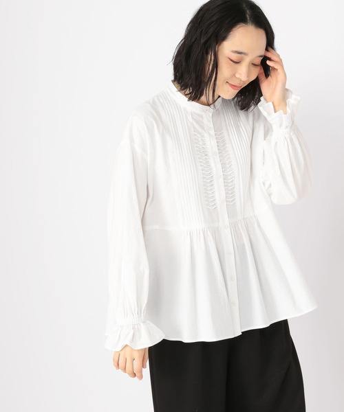 studio CLIP（スタディオクリップ）の「【みんなのリクエストブラウス】柔らか華やぎブラウス（ビジネスシャツ・レディース・オフホワイト/ブルー/ブラック・FREE）」の7枚目の写真