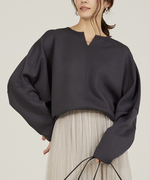 abahouse mavie（アバハウスマヴィ）の「ライトダンボールドルマンプルオーバー/春服（Tシャツ/カットソー・レディース・セージグリーン/ホワイト/ネイビー/ホワイト系その他2/パープル系その他/チャコールグレー/ベージュ・フリー）」の3枚目の写真