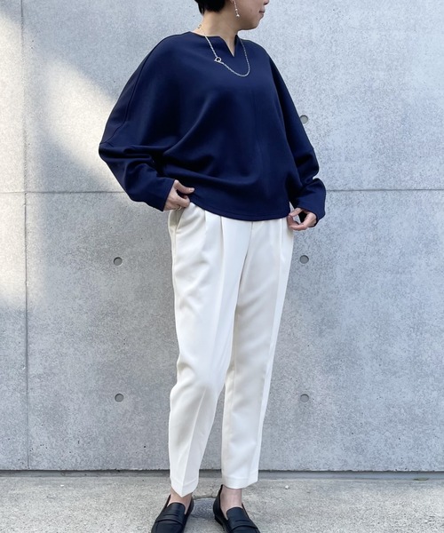 abahouse mavie（アバハウスマヴィ）の「ライトダンボールドルマンプルオーバー/春服（Tシャツ/カットソー・レディース・セージグリーン/ホワイト/ネイビー/ホワイト系その他2/パープル系その他/チャコールグレー/ベージュ・フリー）」の17枚目の写真