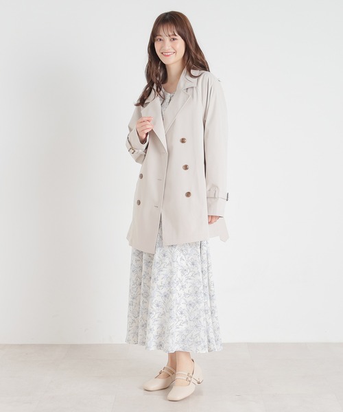 Honeys(ハニーズ)の「撥水加工ハーフ丈トレンチコート(トレンチコート・レディース・ベージュ/ピンク/アイボリー/グレイッシュベージュ・M/S/LL/L)」の5枚目の写真