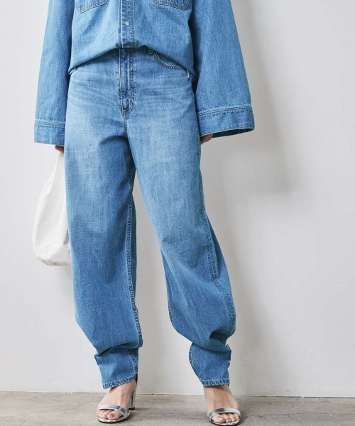 CHIC STYLE(シックスタイル)の「<大きいサイズ>綿100%ライトオンスデニム裾デザインワイドストレートパンツ シックスタイル(デニムパンツ・レディース・ブルー系/ネイビー系・96/98/106/114/122/80/84/88/92)」の12枚目の写真