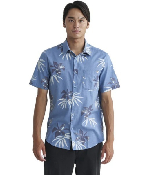 Quiksilver（クイックシルバー）の「APERO CLASSIC SS/クイックシルバー半袖総柄シャツ（シャツ/ブラウス・メンズ・ホワイト/ブラック/ブルー/ブルー系その他/ホワイト系その他/ブラック系その他/ブルー系その他2・MEDIUM/X-LARGE/LARGE/SMALL）」の5枚目の写真