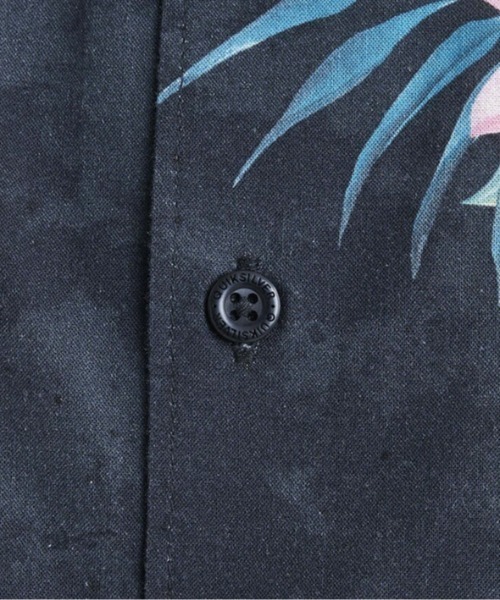 Quiksilver（クイックシルバー）の「APERO CLASSIC SS/クイックシルバー半袖総柄シャツ（シャツ/ブラウス・メンズ・ホワイト/ブラック/ブルー/ブルー系その他/ホワイト系その他/ブラック系その他/ブルー系その他2・MEDIUM/X-LARGE/LARGE/SMALL）」の19枚目の写真