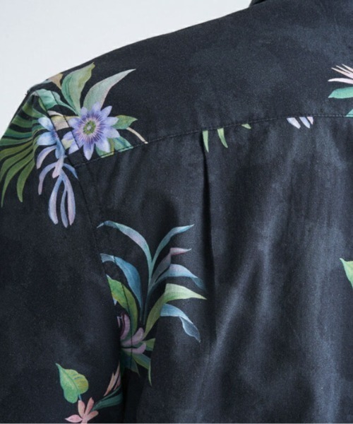 Quiksilver（クイックシルバー）の「APERO CLASSIC SS/クイックシルバー半袖総柄シャツ（シャツ/ブラウス・メンズ・ホワイト/ブラック/ブルー/ブルー系その他/ホワイト系その他/ブラック系その他/ブルー系その他2・MEDIUM/X-LARGE/LARGE/SMALL）」の20枚目の写真