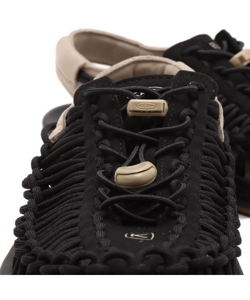 KEEN（キーン）の「KEEN UNEEK / キーン ユニーク（サンダル・メンズ・ブラック・29.0cm/28.5cm/28.0cm/27.5cm/27.0cm/26.5cm/26.0cm）」の3枚目の写真