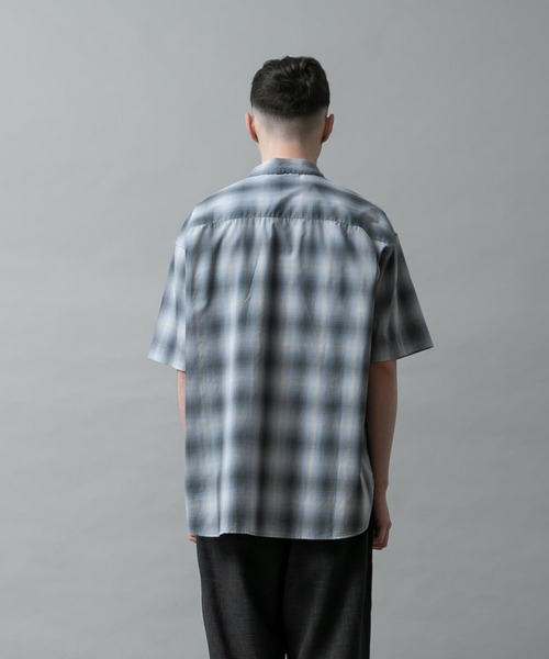 SLICK(スリック)の「オンブレーチェックレギュラーシャツ(シャツ/ブラウス・メンズ・ブルー系その他/グレイッシュベージュ/ブラック・2/1/3)」の19枚目の写真