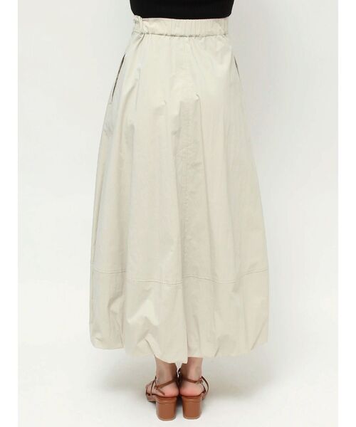 LAGUNAMOON（ラグナムーン）の「タフタバルーンスカート（スカート・レディース・アイボリー/ブラック・SMALL/MEDIUM）」の6枚目の写真