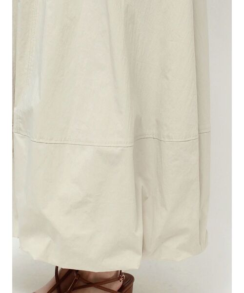 LAGUNAMOON（ラグナムーン）の「タフタバルーンスカート（スカート・レディース・アイボリー/ブラック・SMALL/MEDIUM）」の9枚目の写真