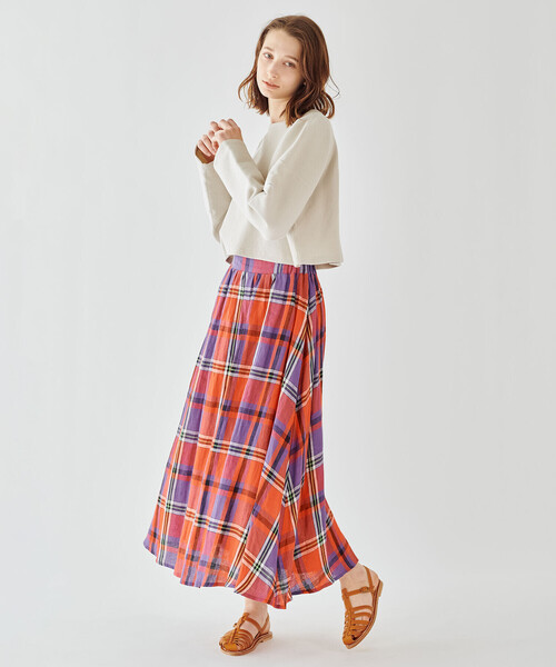 O'NEIL of DUBLIN（オニールオブダブリン）の「O'NEIL OF DUBLIN | リネン フレアロングスカート WOMEN（スカート・レディース・ブルー系その他2/ブルー系その他5/グリーン系その他/ブルー系その他/レッド系その他/ベージュ系その他/グリーン系その他2/イエロー系その他・8）」の22枚目の写真