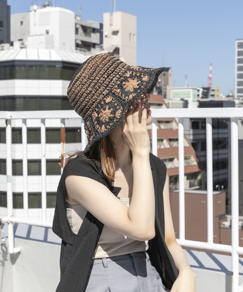 SMELLY（スメリー）の「クロシェモチーフペーパーハット（ハット・レディース・ブラック系その他/ホワイト系その他・-）」の6枚目の写真