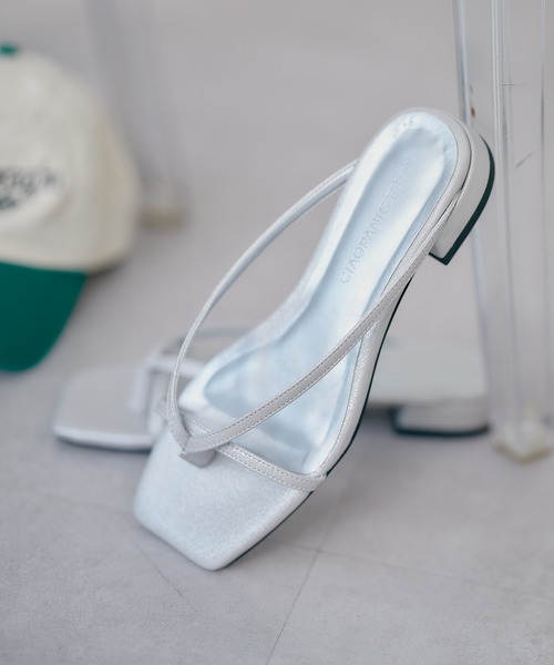 CIAOPANIC TYPY（チャオパニックティピー）の「メタリックストラップトングサンダル（サンダル・レディース・ゴールド/シルバー/ブラック・LL/SMALL/MEDIUM/LARGE）」の6枚目の写真