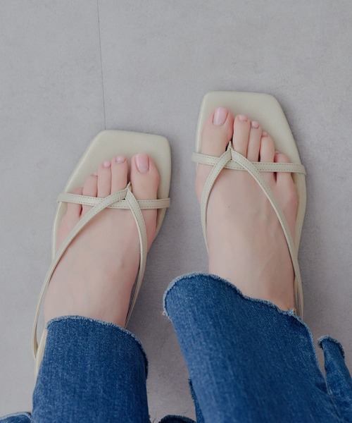 CIAOPANIC TYPY（チャオパニックティピー）の「メタリックストラップトングサンダル（サンダル・レディース・ゴールド/シルバー/ブラック・LL/SMALL/MEDIUM/LARGE）」の8枚目の写真