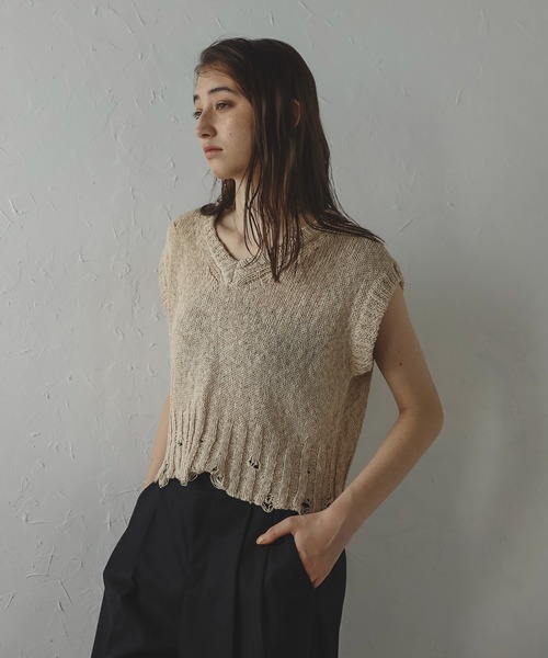 MINERTE（ミネルテ）の「【MINERTE】damaged knit vest / ダメージ加工ニットベスト（ベスト・レディース・モカ/ライトベージュ/ブラック・FREE）」の14枚目の写真