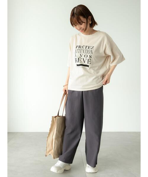 Lugnoncure(ルノンキュール)の「ビッグロゴプリントTシャツ(Tシャツ/カットソー・レディース・オフホワイト/チャコールグレー/ベージュ・F)」の6枚目の写真
