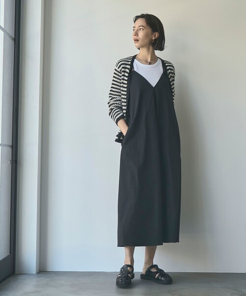 coen(コーエン)の「ポリツイルダブルストラップキャミワンピース(ワンピース・レディース・ダークブラウン/ベージュ/ブラック・L/M)」の12枚目の写真