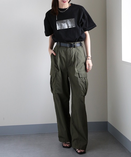 MAISON BREEZE（メゾンブリーズ）の「【MAISON BREEZE】綿天竺オーバーサイズ 箔プリントT 223-561-0088-2 DTK（Tシャツ/カットソー・レディース・ホワイト系その他2/ブラック系その他2/ブラック/ホワイト・FREE）」の19枚目の写真