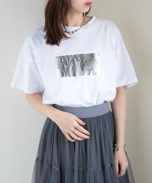 MAISON BREEZE（メゾンブリーズ）の「【MAISON BREEZE】綿天竺オーバーサイズ 箔プリントT 223-561-0088-2 DTK（Tシャツ/カットソー・レディース・ホワイト系その他2/ブラック系その他2/ブラック/ホワイト・FREE）」の11枚目の写真