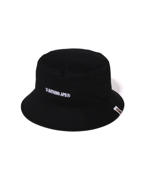 A BATHING APE（アベイシングエイプ）の「LOGO BUCKET HAT