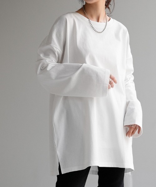 HUG.U（ハグユー）の「綿100% ロンT（Tシャツ/カットソー・レディース・ダークグレー/ベージュ/ホワイト/ライム/コーラルピンク/ブラック/カーキ/グレー/グレイッシュブルー・FREE）」の2枚目の写真