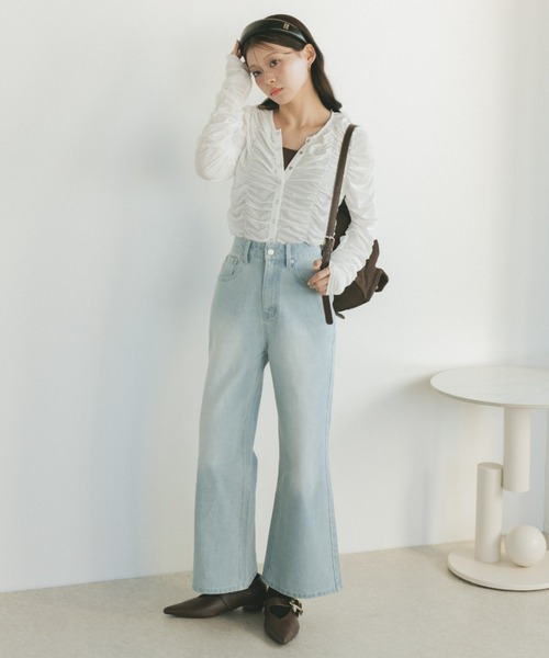 VANNIE U（ヴァニーユー）の「オーバーダイセミフレアデニムパンツ（デニムパンツ・レディース・ブルー/インディゴブルー/ブラック/ライトブルー・L/M/S）」の7枚目の写真
