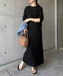 バックオープン透かし編みロングニットワンピース