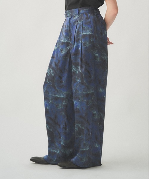 Juha（ユハ）の「ABSTRACT WIDE EASY PANTS（スラックス・メンズ・ネイビー/アイボリー・4/3/2）」の11枚目の写真