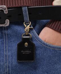 AVIREX（アヴィレックス）の「AVIREX KEY HOLDER "EMBOSSED LEATHER" / アヴィレックス キーホルダー "エンボス レザー"（キーホルダー）」