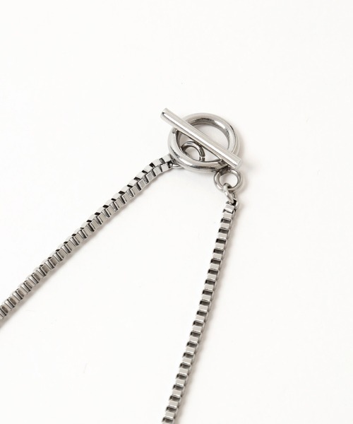 HARE（ハレ）の「【WEB限定 MADE IN JAPAN】ステンレスVチェーンネックレス(HARE)（ネックレス・メンズ・シルバー・SMALL/MEDIUM）」の4枚目の写真