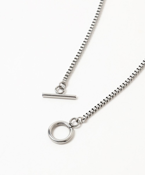 HARE（ハレ）の「【WEB限定 MADE IN JAPAN】ステンレスVチェーンネックレス(HARE)（ネックレス・メンズ・シルバー・SMALL/MEDIUM）」の7枚目の写真